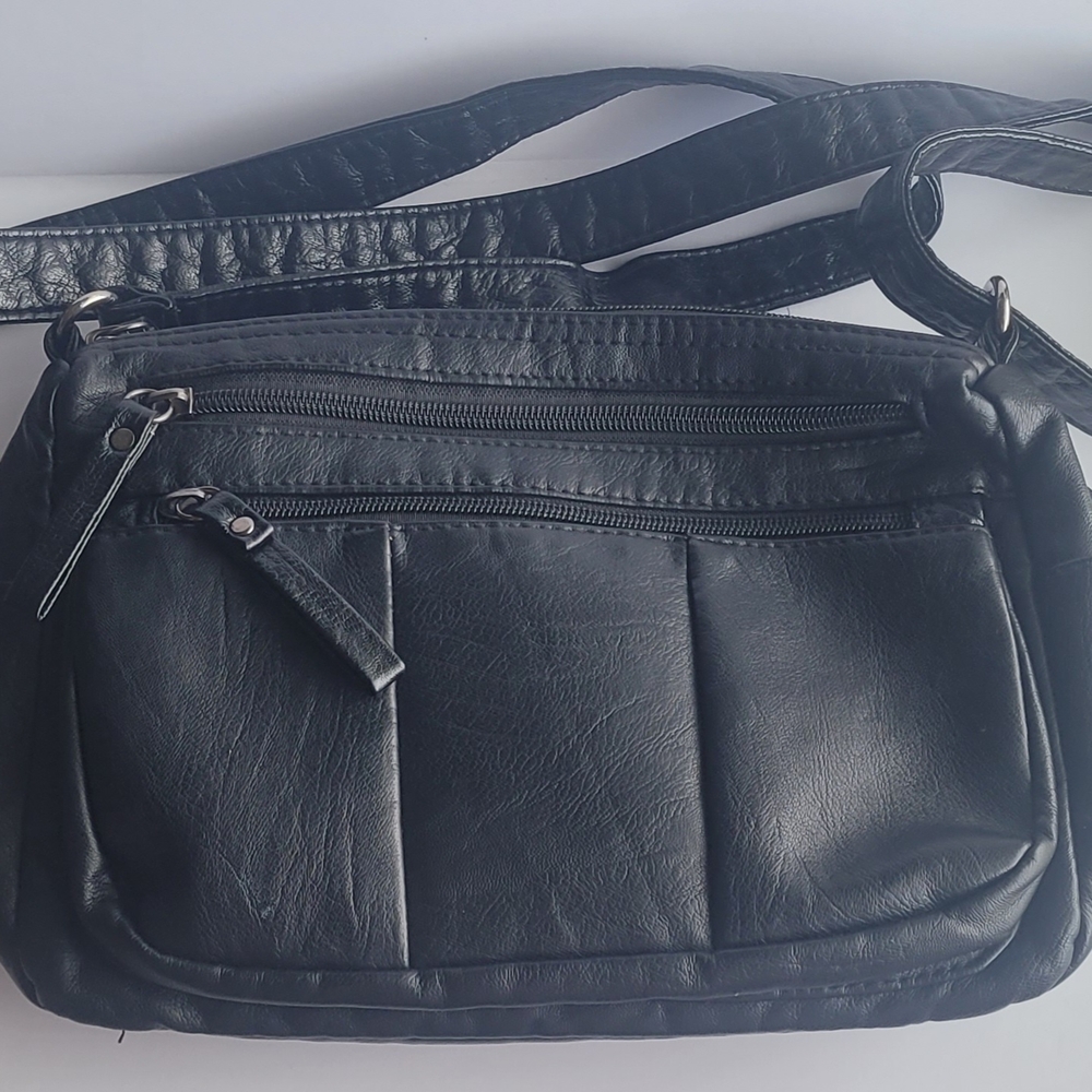 Volganik Rock Black Leather Crossbody Bag